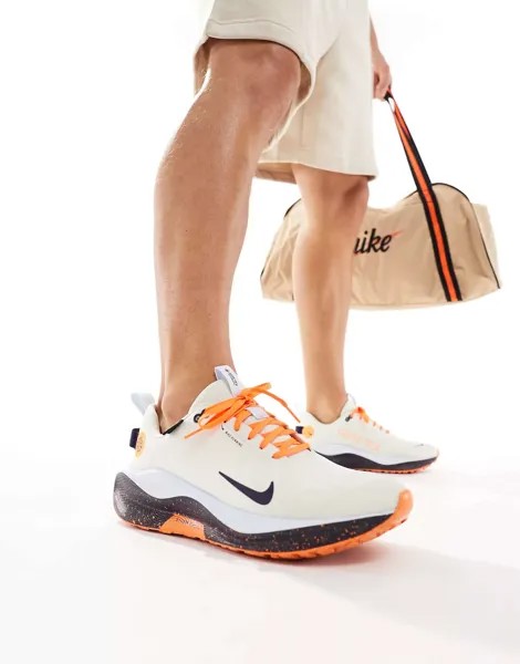 Белые кроссовки Nike React Infinity RN 4 GTX Nike