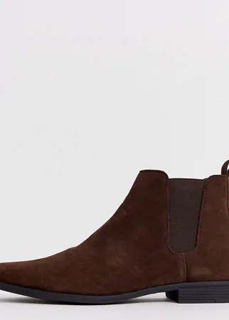 Коричневые ботинки челси из искусственной замши для широкой стопы ASOS DESIGN-Коричневый цвет