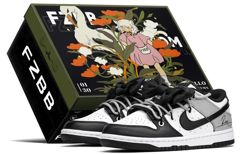 Кроссовки Nike Dunk Skateboarding Shoes Women's Low-top Black/white/gray, черный/белый/серый