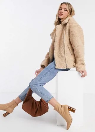 Бежевая куртка-авиатор из плюшевого искусственного меха New Look-Бежевый