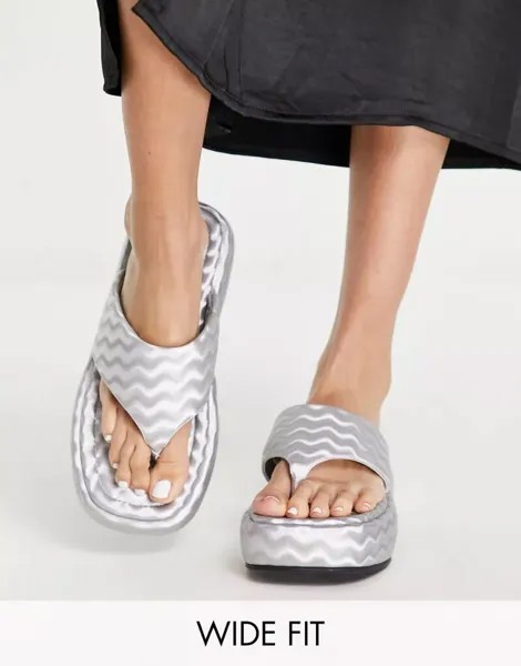 Серебристые сандалии на плоской подошве ASOS Wide Fit Francesca - SILVER