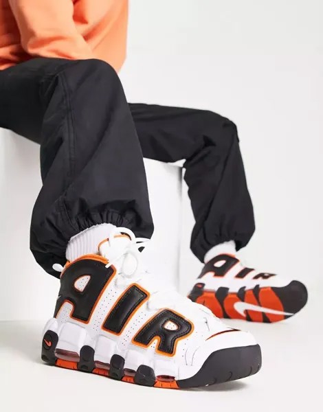 Бело-оранжевые кроссовки Nike Air More Uptempo