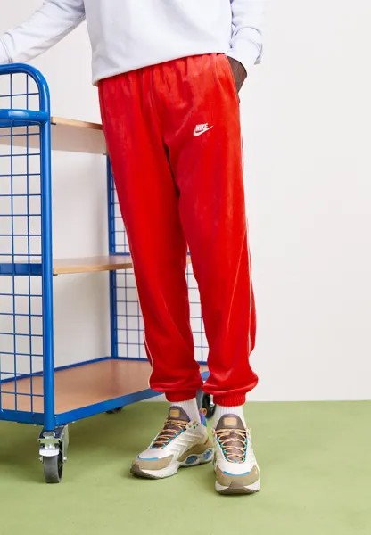 Спортивные брюки CLUB PANT Nike Sportswear, цвет university red