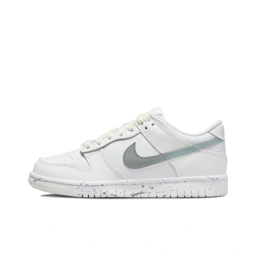 Кроссовки Nike Dunk Skateboarding Shoes Women's Low-top Grey/green, зеленый