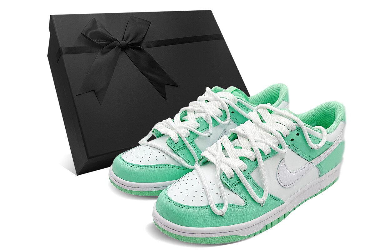 Кроссовки Nike Dunk Skateboarding Shoes Women's Low-top Green/White, зеленый