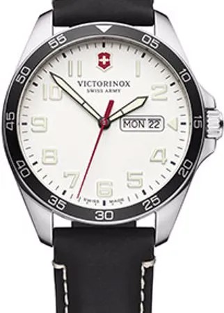 Швейцарские наручные  мужские часы Victorinox Swiss Army 241847. Коллекция Fieldforce