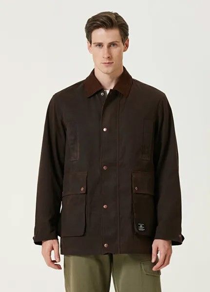 Коричневое пальто с логотипом Alpha Industries