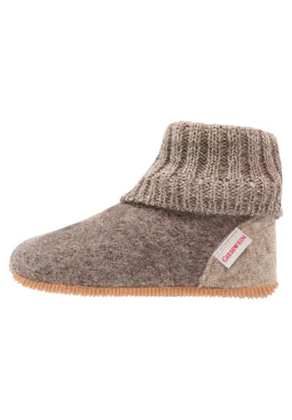 Тапочки Wildpoldsried Giesswein, цвет taupe