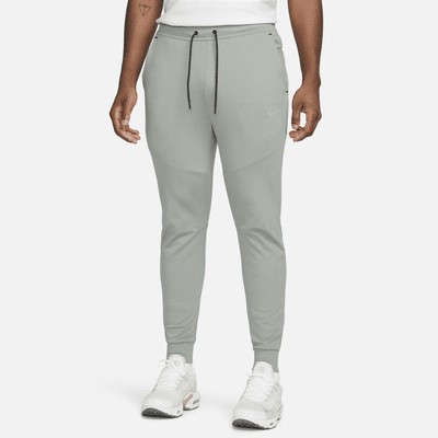 Спортивные брюки Nike Sportswear Tech Fleece Lightweight, цвет Mica Green/Mica Green