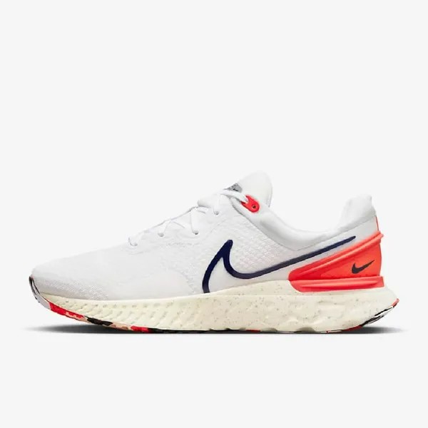 Кроссовки Nike React Miler 3 Men's Road Running, белый/красный/черный