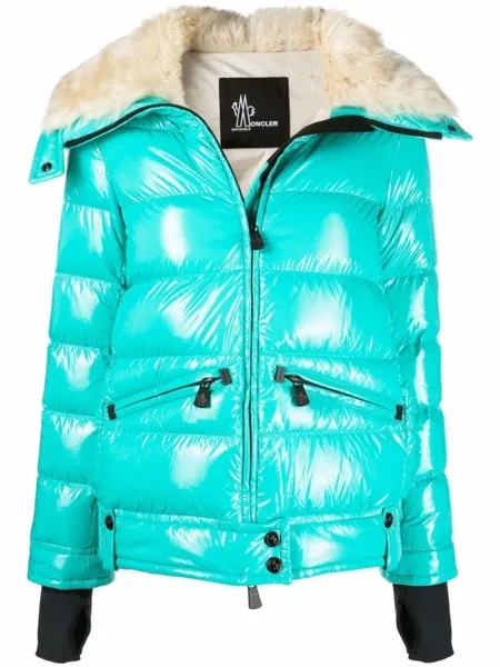 Moncler Grenoble пуховик с воротником из овчины, синий
