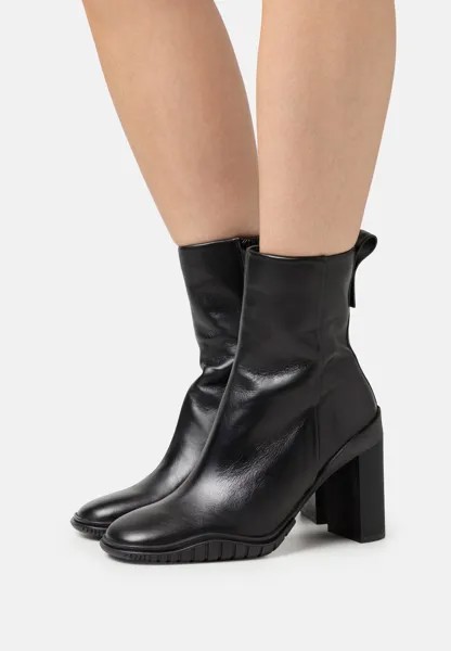Ботинки Calvin Klein WAVE BLOCK, черный