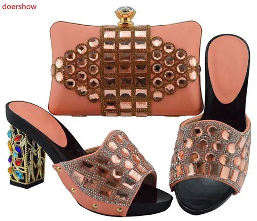 Doershow/Новинка 2018 года; босоножки персикового цвета в африканском стиле; итальянская обувь и сумочка в комплекте; обувь с сумочкой! HUU1-5