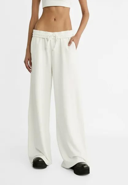 Спортивные брюки Super Wide-With Elasticated Waistband Stradivarius, белый