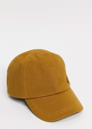 Светло-коричневая классическая кепка из ткани пике Fred Perry-Коричневый цвет