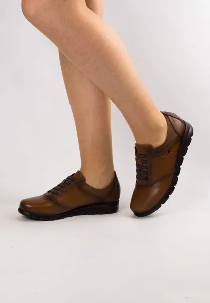 Туфли на шнуровке Fluchos, коричневый