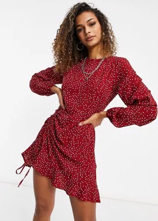 Красное чайное платье в горошек с присборенной отделкой сбоку Missguided-Красный