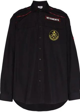 VETEMENTS рубашка Uniform с аппликацией