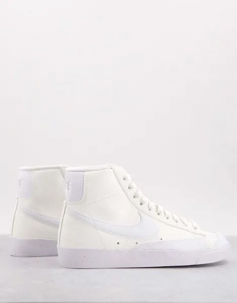 Кроссовки кремового цвета средней высоты из экологичных материалов Nike Blazer Mid '77-Белый