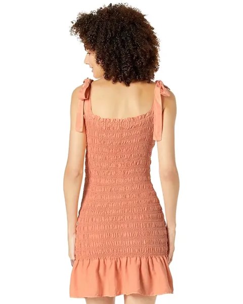 Платье bella dahl Smocked Tie Shoulder Mini Dress, цвет Summer Peach
