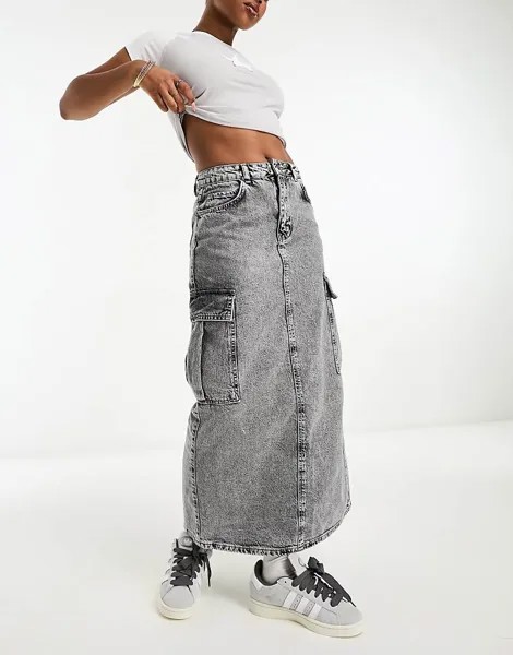 Stradivarius – STR – Серая джинсовая юбка-макси с карманами-карго