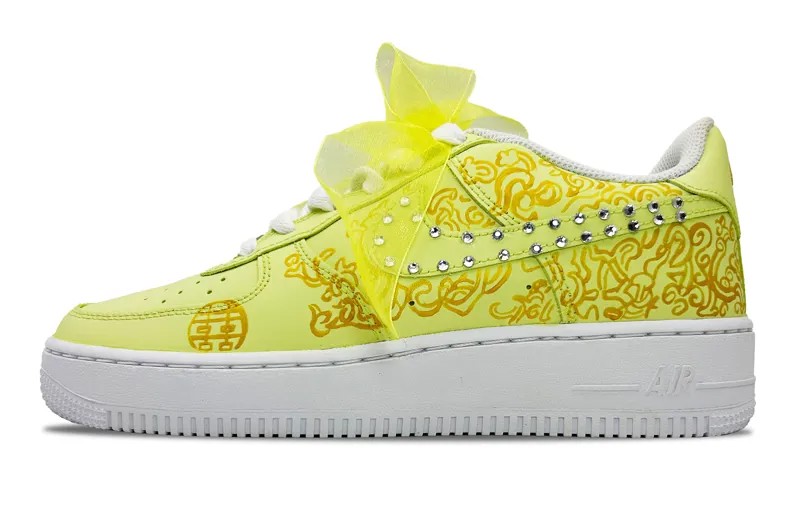 Кроссовки Nike Air Force 1 Skateboarding Shoes Women's Low-top Yellow/Gold, золотой