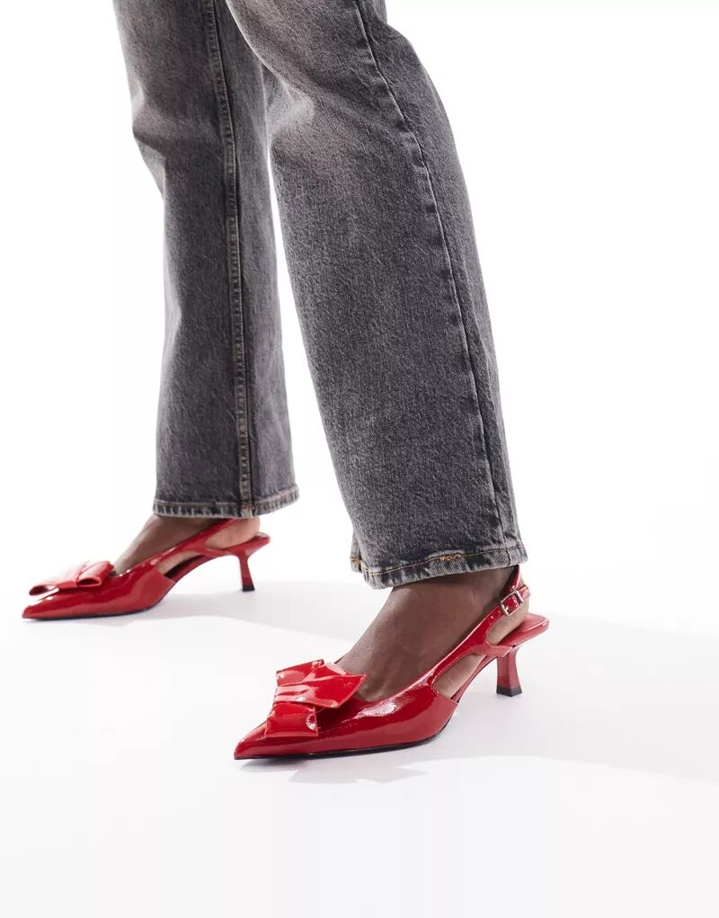 Красные туфли на каблуке Stradivarius с ремешком на пятке и складчатой ​​деталью
