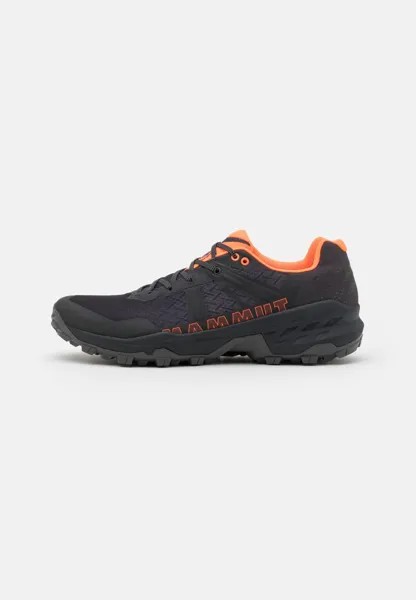 Кроссовки для походов SERTIG II LOW GTX� Mammut, цвет black/vibrant orange