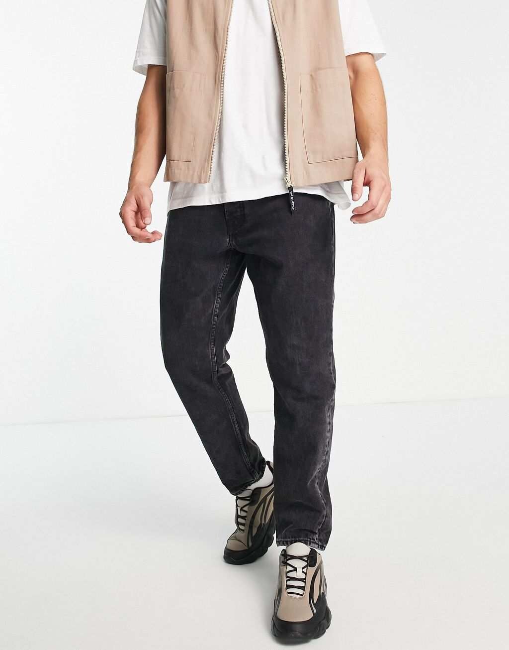 Черные джинсы стандартного кроя Pull&Bear
