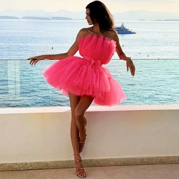 Ярко-Розовое женское мини платье без бретелек с открытой спиной, сексуальное вечернее платье 2022, без рукавов, пушистое ТРАПЕЦИЕВИДНОЕ милое...