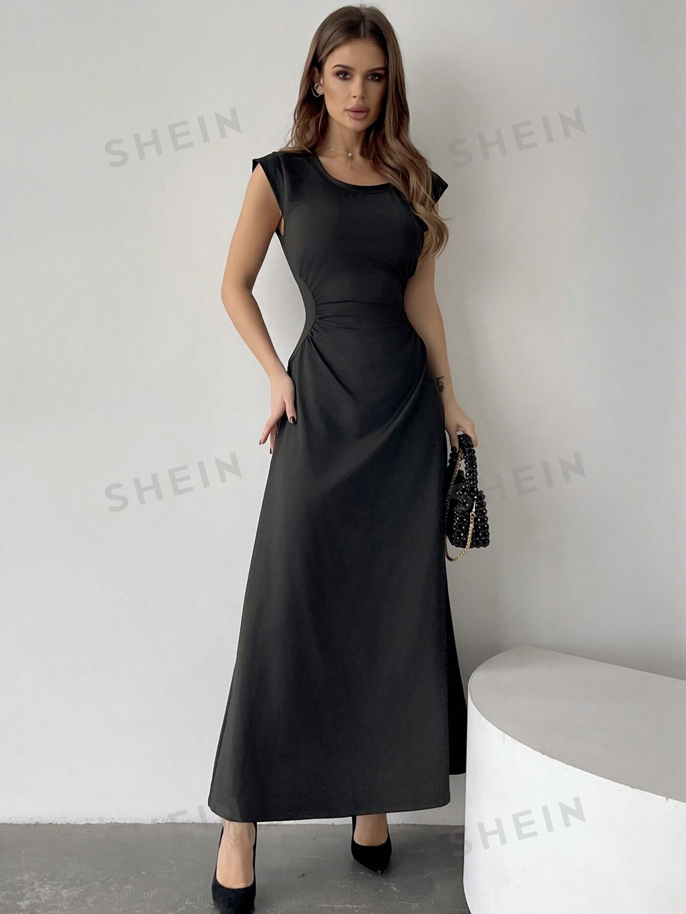 SHEIN Privé Платье с плиссированной талией и трапециевидным подолом, черный