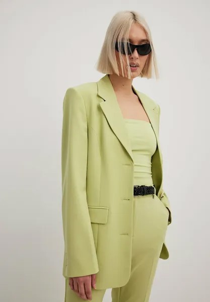 Короткое пальто NA-KD, зеленый