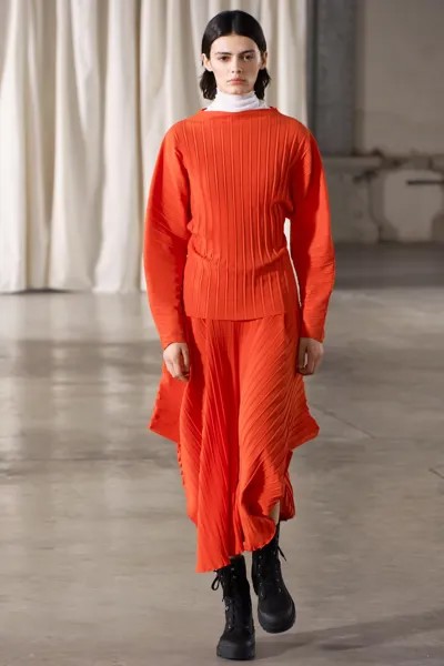 Асимметричная юбка со складками ZARA, красный апельсин