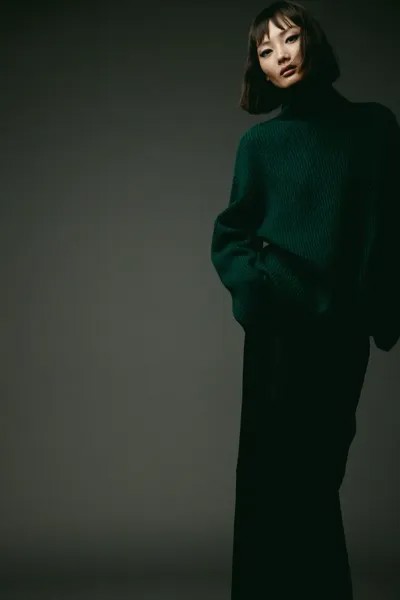 Свитер эластичной вязки и низким воротником-поло  H&M, зеленый