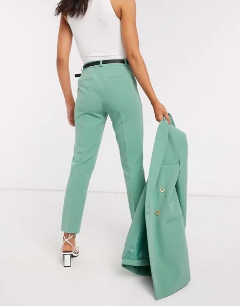 Зеленые строгие брюки с ремнем Stradivarius-Зеленый
