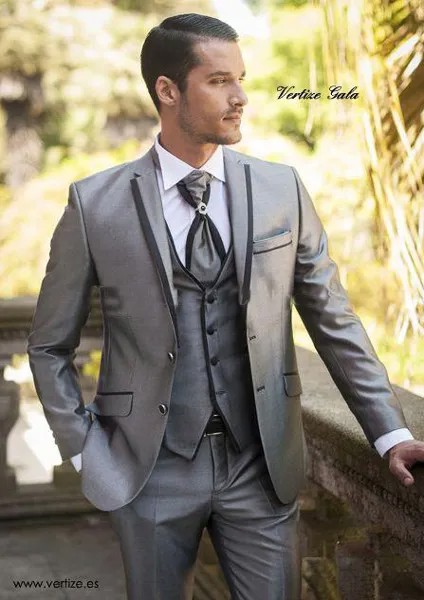 Блестящие Серебряные Смокинги на заказ, мужские шаферы, Женихи, Мужская одежда для жениха, облегающие мужские свадебные костюмы для выпускного блейзера, пиджака + брюки + жилет + галстук