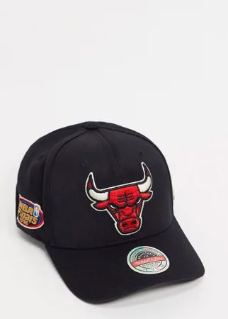 Черная жоккейская кепка Mitchell & Ness NBA Chicago Bulls-Черный цвет