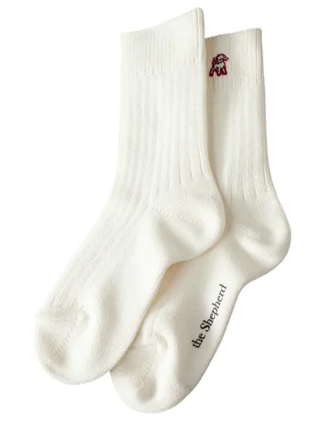 Белые носки с вышивкой