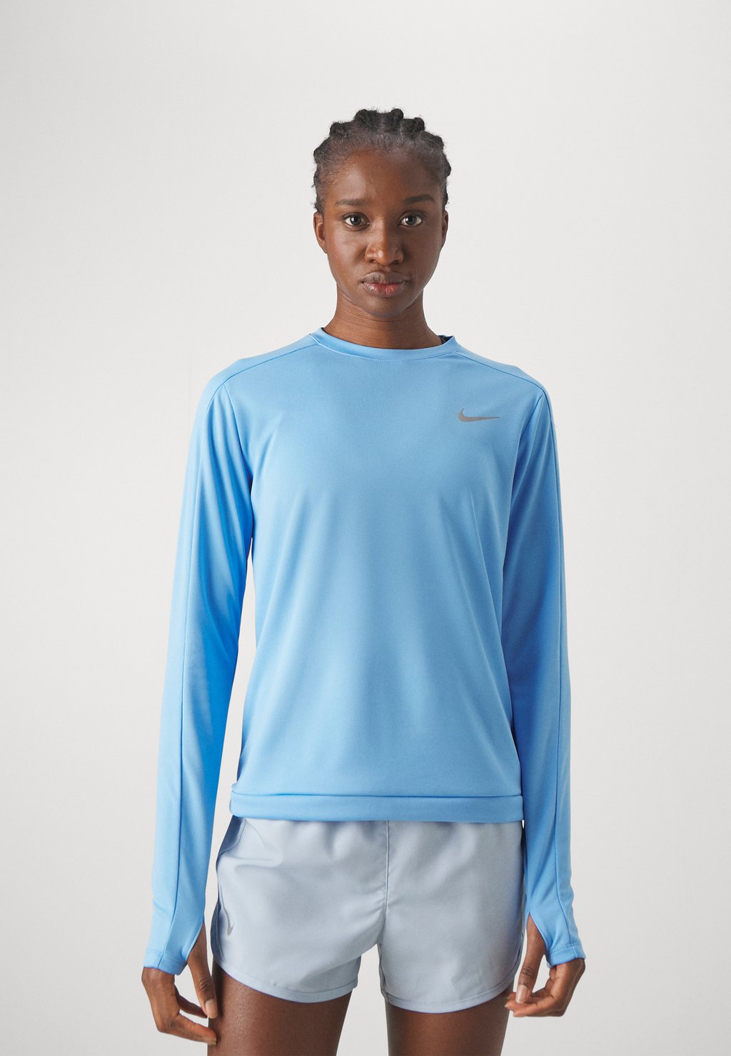 Топ с длинными рукавами PACER CREW Nike, цвет university blue/reflective silver