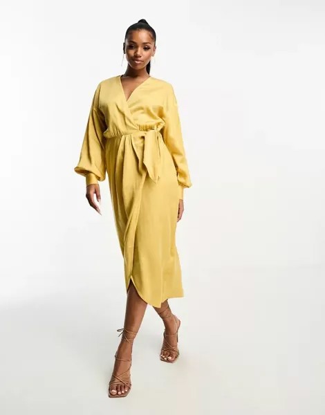 Пыльно-желтое платье миди с запахом & Other Stories