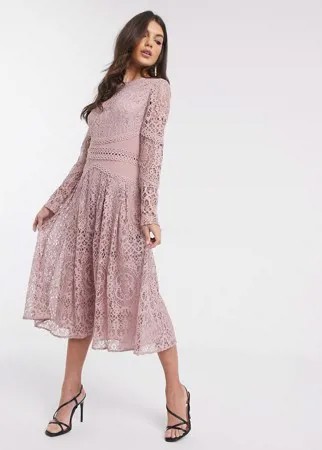 Кружевное платье для выпускного с длинными рукавами и отделкой ASOS DESIGN-Розовый цвет