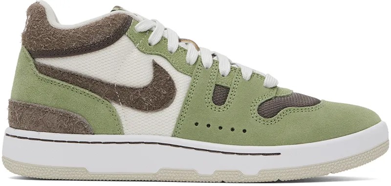 Зелено-коричневые атакующие кроссовки Nike
