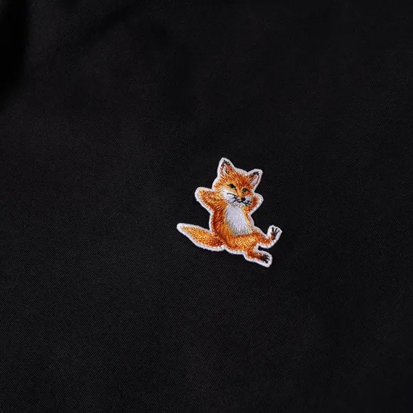 Толстовка Maison Kitsune Chillax Fox Patch Classic Crew Sweat