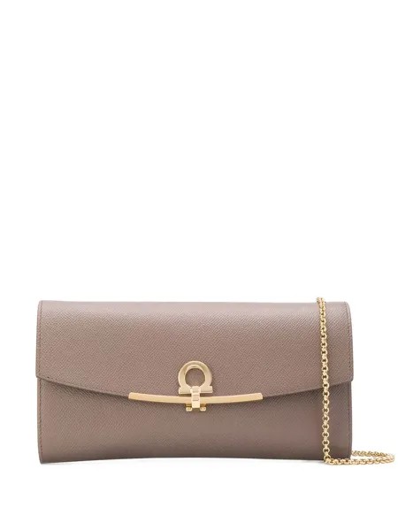 Salvatore Ferragamo мини-сумка с декором Gancini