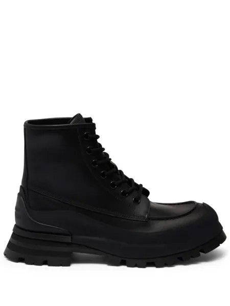 Alexander McQueen ботинки с тисненым логотипом, черный
