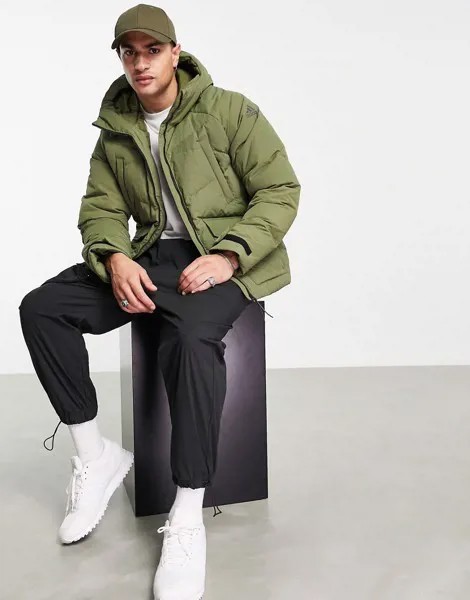 Пуховик премиум-класса цвета хаки с карманами adidas Outdoor-Зеленый цвет