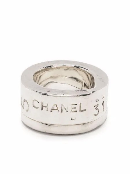 Chanel Pre-Owned серебряное кольцо Coco Nº5 2000-х годов