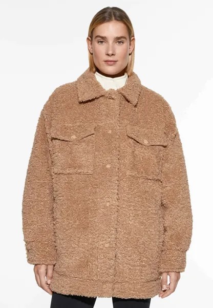 Зимнее пальто Faux Shearling Overshirt OYSHO, цвет camel
