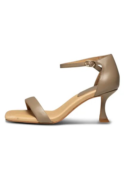 Сандалии Leah Shoe The Bear, цвет taupe