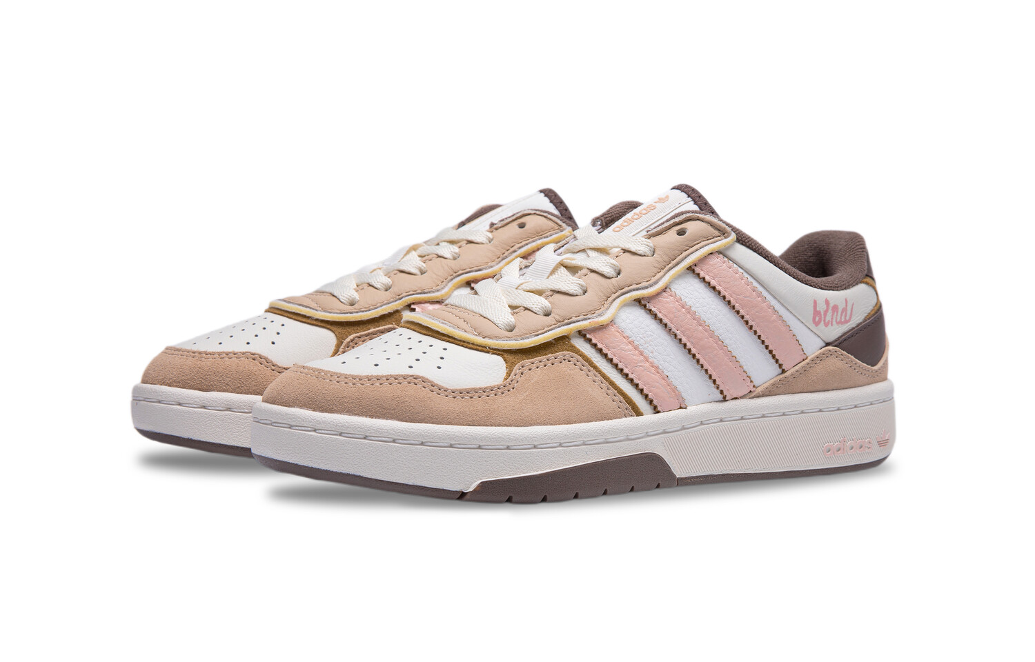 Кроссовки adidas originals Courtic Skateboarding Shoes Unisex Low-top Pink/white, хаки